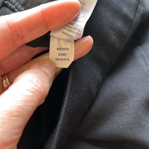 SPANX The Perfect Ankle Pants Four Pocket
Slimming Black 20202Q Sz Petite L - Picture 11 of 15